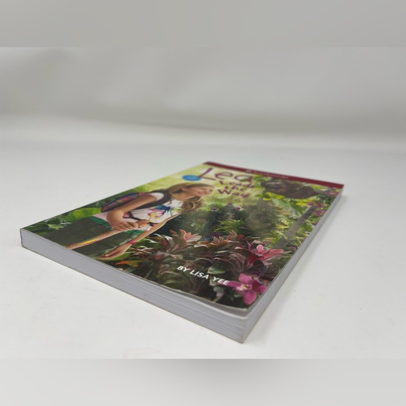 3/$15 AMERICAN GIRL: Lea Leads the Way.  Book 2 - Picture 4 of 5